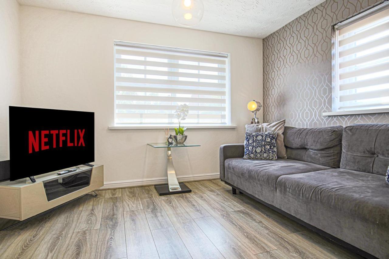 Delightful 2 Bed Apartment For Bicester Outlet Shopping By Platinum Key Properties 외부 사진