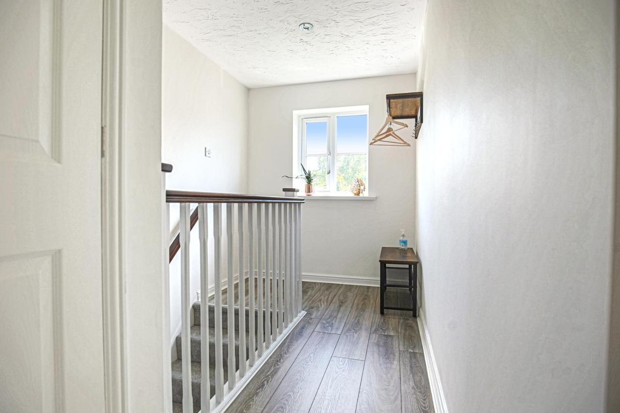 Delightful 2 Bed Apartment For Bicester Outlet Shopping By Platinum Key Properties 외부 사진